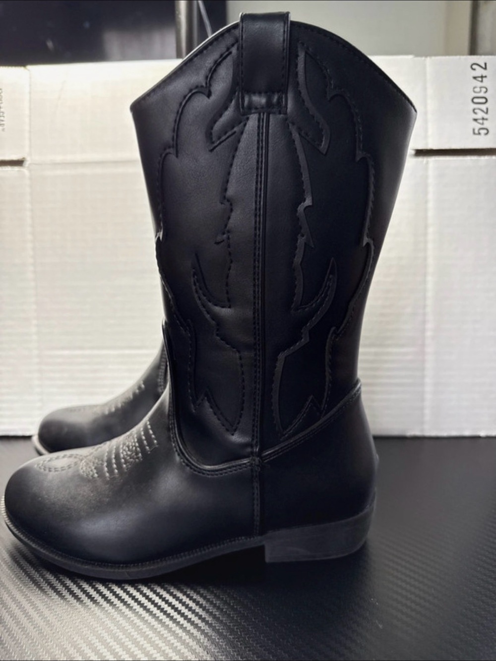 Kids Black Western-Style Pull-On Boots